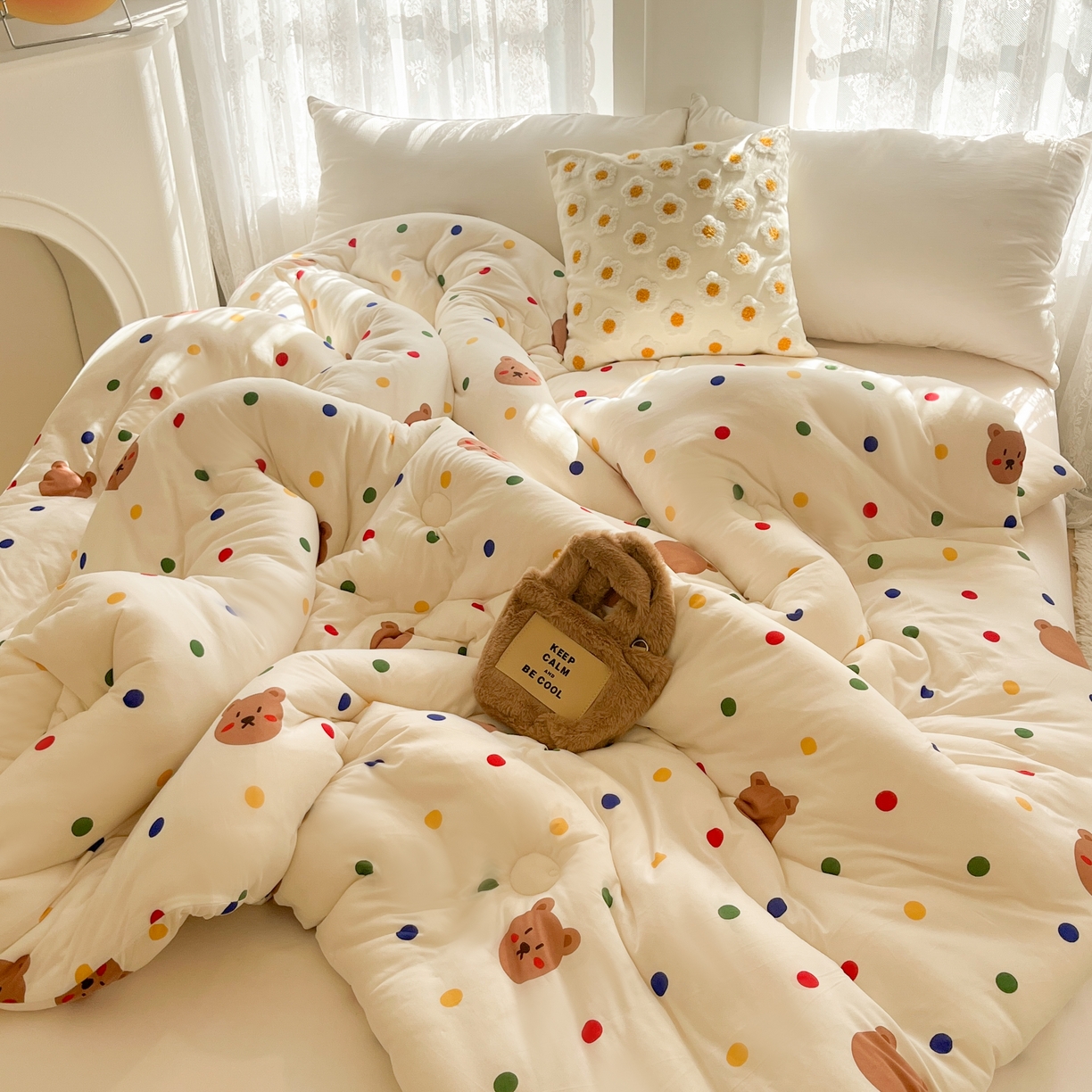 91家纺网 家纺一手货源 找家纺 小叮当家纺仓储工厂店 2026新款（全花型全花型大货 不断货）宝宝被子豆豆绒牛奶针织棉被子儿童被子豆豆被大豆被春秋被秋冬被 牛奶针织被-米洛熊