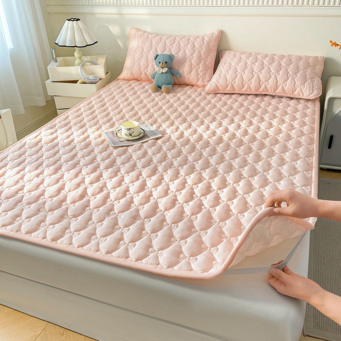 91家纺网 家纺一手货源 找家纺 LIFE.丽芙 2025新款水洗原棉单件蝴蝶结绗缝夹棉床褥垫子三件套 蝴蝶结床褥垫-奶油粉