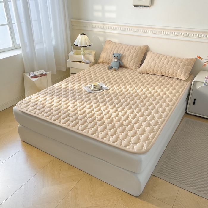 91家纺网 家纺一手货源 找家纺 LIFE.丽芙 2025新款水洗原棉单件蝴蝶结绗缝夹棉床褥垫子三件套 蝴蝶结床褥垫-奶茶