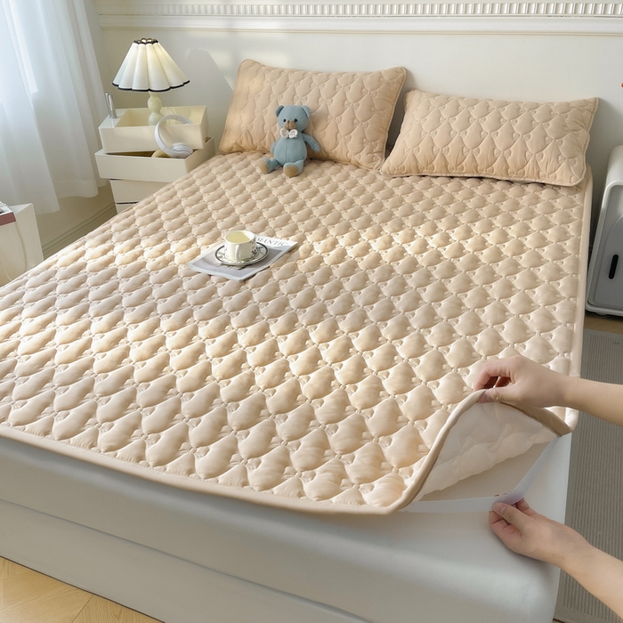 91家纺网 家纺一手货源 找家纺 LIFE.丽芙 2025新款水洗原棉单件蝴蝶结绗缝夹棉床褥垫子三件套 蝴蝶结床褥垫-奶茶