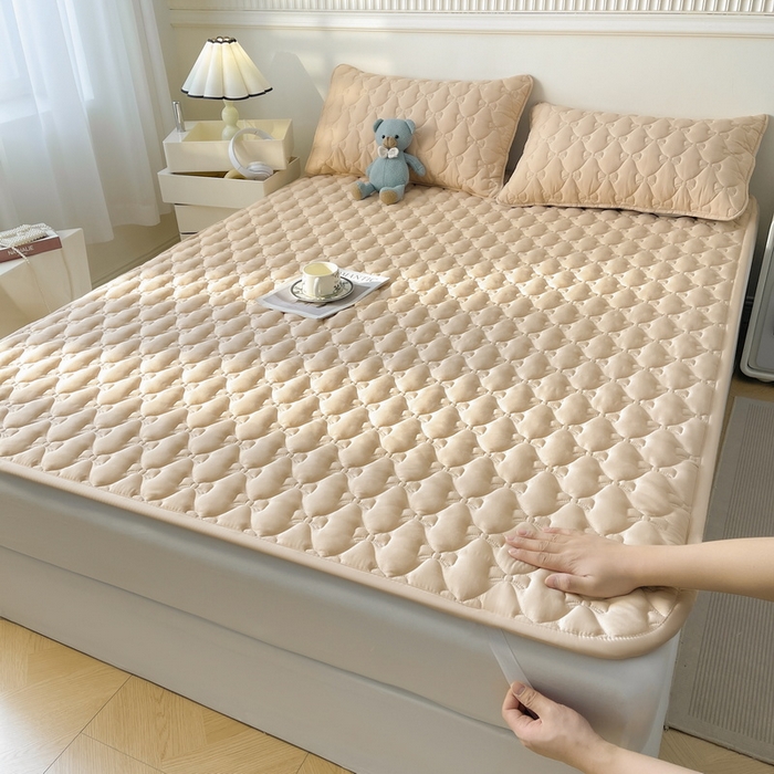 91家纺网 家纺一手货源 找家纺 LIFE.丽芙 2025新款水洗原棉单件蝴蝶结绗缝夹棉床褥垫子三件套 蝴蝶结床褥垫-奶茶