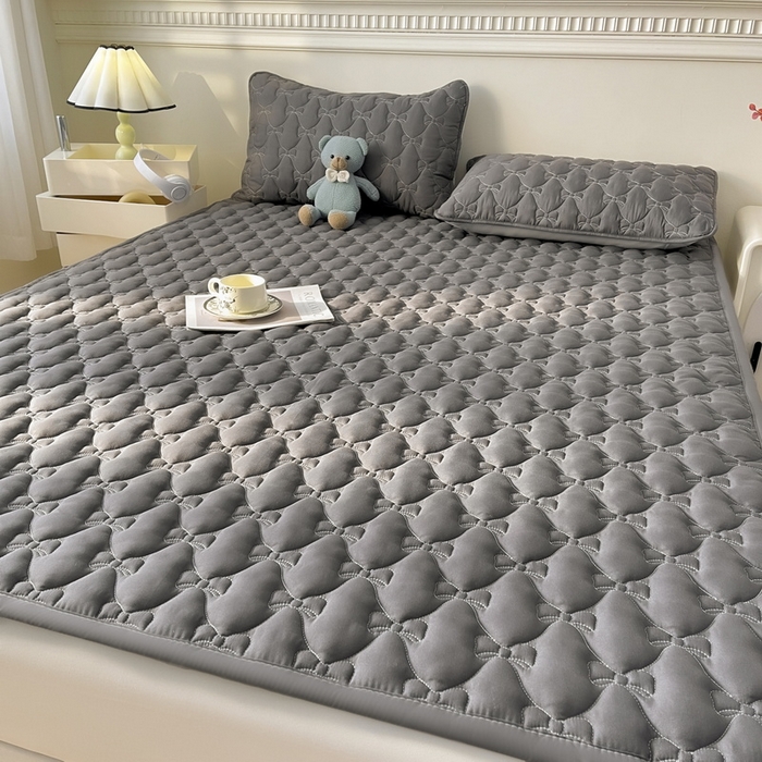 91家纺网 家纺一手货源 找家纺 LIFE.丽芙 2025新款水洗原棉单件蝴蝶结绗缝夹棉床褥垫子三件套 蝴蝶结床褥垫-高级灰