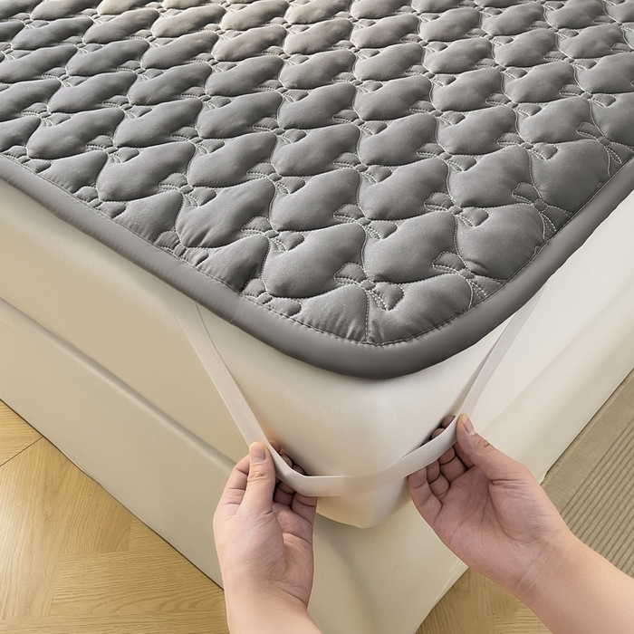 91家纺网 家纺一手货源 找家纺 LIFE.丽芙 2025新款水洗原棉单件蝴蝶结绗缝夹棉床褥垫子三件套 蝴蝶结床褥垫-高级灰