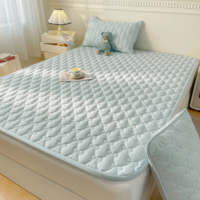 91家纺网 家纺一手货源 找家纺 LIFE.丽芙 2025新款水洗原棉单件蝴蝶结绗缝夹棉床褥垫子三件套 蝴蝶结床褥垫-天空蓝