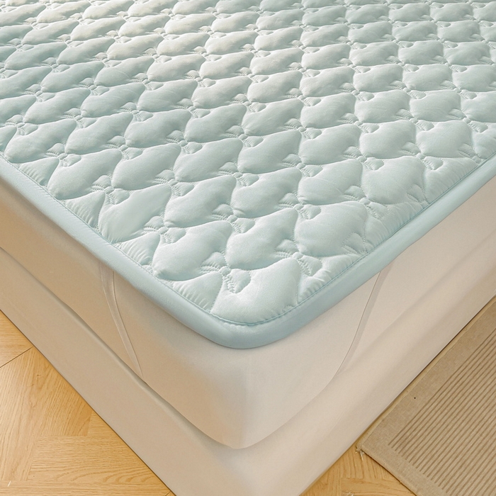 91家纺网 家纺一手货源 找家纺 LIFE.丽芙 2025新款水洗原棉单件蝴蝶结绗缝夹棉床褥垫子三件套 蝴蝶结床褥垫-天空蓝