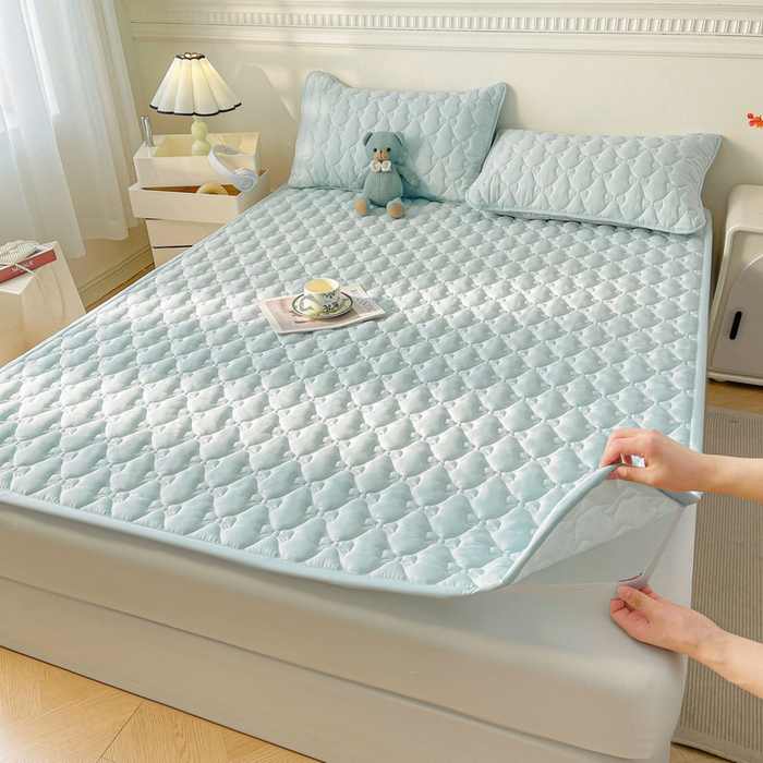 91家纺网 家纺一手货源 找家纺 LIFE.丽芙 2025新款水洗原棉单件蝴蝶结绗缝夹棉床褥垫子三件套 蝴蝶结床褥垫-天空蓝