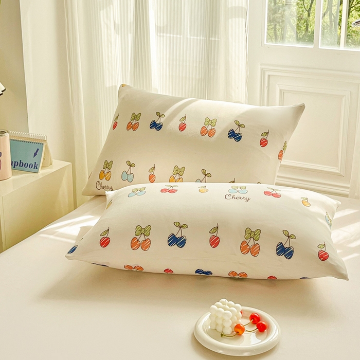 91家纺网 家纺一手货源 找家纺 小叮当家纺仓储工厂店 2026新款（全花型全花型大货 不断货）宝宝被子豆豆绒牛奶针织棉被子儿童被子豆豆被大豆被春秋被秋冬被 牛奶针织被-樱桃画