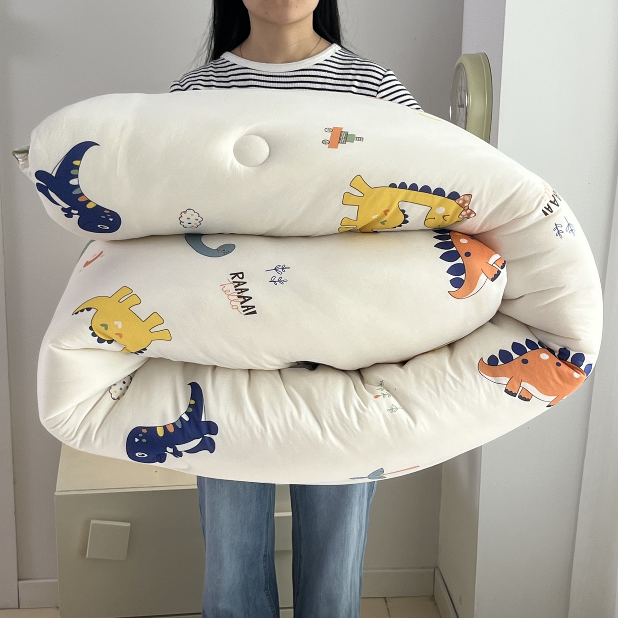 91家纺网 家纺一手货源 找家纺 小叮当家纺仓储工厂店 2026新款（全花型全花型大货 不断货）宝宝被子豆豆绒牛奶针织棉被子儿童被子豆豆被大豆被春秋被秋冬被 牛奶针织被-侏罗纪