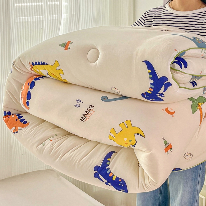 91家纺网 家纺一手货源 找家纺 小叮当家纺仓储工厂店 2026新款（全花型全花型大货 不断货）宝宝被子豆豆绒牛奶针织棉被子儿童被子豆豆被大豆被春秋被秋冬被 牛奶针织被-侏罗纪