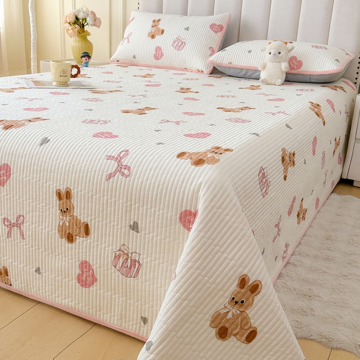 91家纺网 家纺一手货源 找家纺 （总）LIFE.丽芙 2025新款A类四季可用A版全棉数码印花B版牛奶绒单件夹棉炕盖床盖三件套