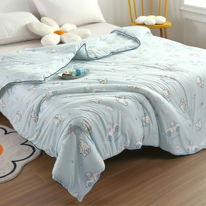 91家纺网 家纺一手货源 找家纺 小叮当家纺仓储工厂店 2026新款（全花型全花型大货 不断货）宝宝被子豆豆绒牛奶针织棉被子儿童被子豆豆被大豆被春秋被秋冬被 汽车小熊【A类针织棉面料母婴可用】