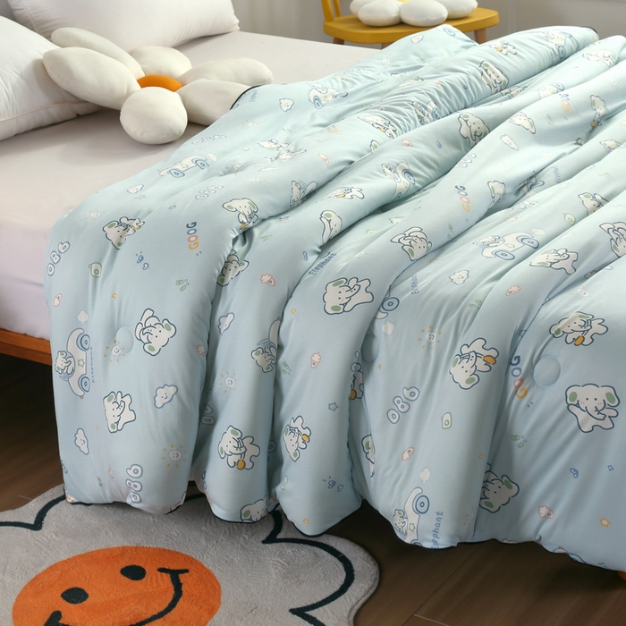 91家纺网 家纺一手货源 找家纺 小叮当家纺仓储工厂店 2026新款（全花型全花型大货 不断货）宝宝被子豆豆绒牛奶针织棉被子儿童被子豆豆被大豆被春秋被秋冬被 汽车小熊【A类针织棉面料母婴可用】