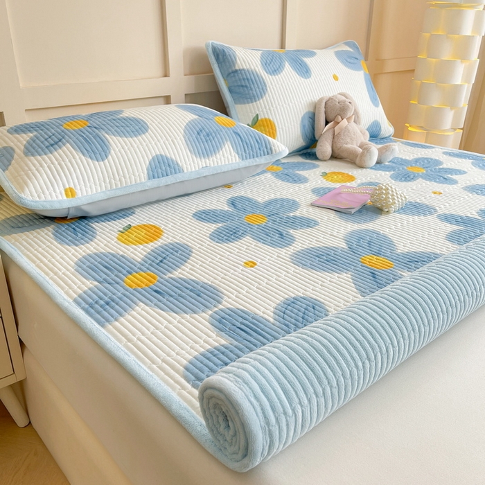 91家纺网 家纺一手货源 找家纺 LIFE.丽芙 2025新款A类四季可用A版全棉数码印花B版牛奶绒单件夹棉床褥垫三件套 床褥垫-向阳花