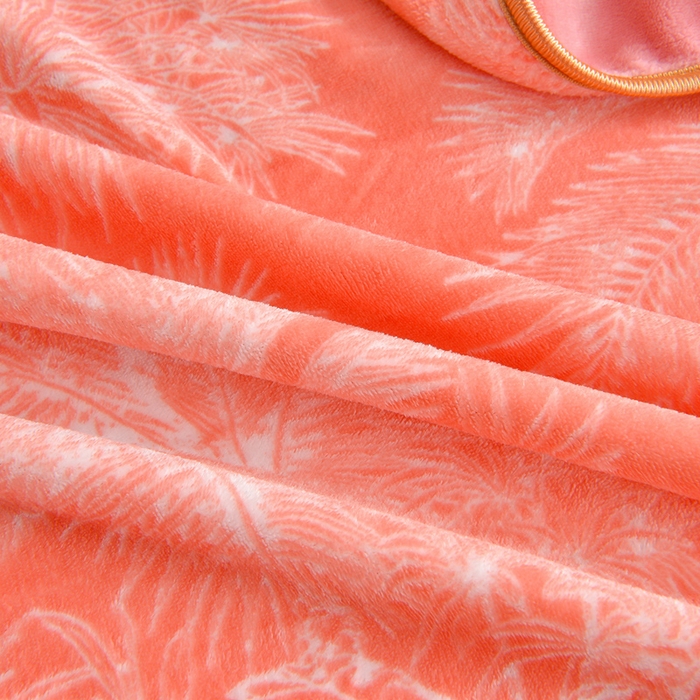 91家纺网 家纺一手货源 找家纺 （总）仟岸家纺 2025新款高克重床裙款印花牛奶绒四件套