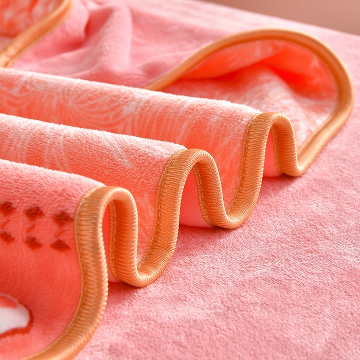 91家纺网 家纺一手货源 找家纺 （总）仟岸家纺 2025新款高克重床裙款印花牛奶绒四件套