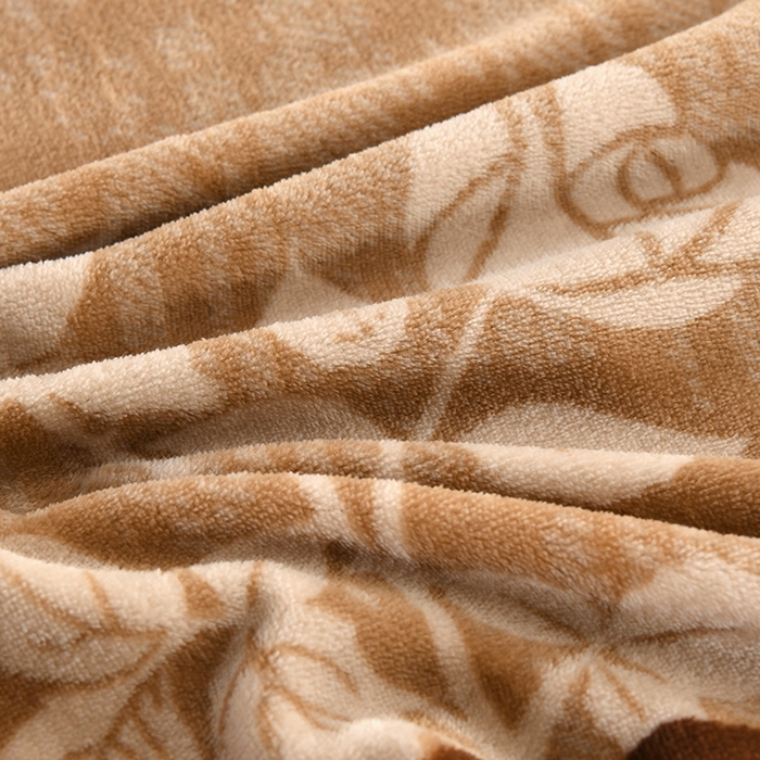 91家纺网 家纺一手货源 找家纺 仟岸家纺 2025新款高克重床裙款印花牛奶绒四件套 玫瑰情缘