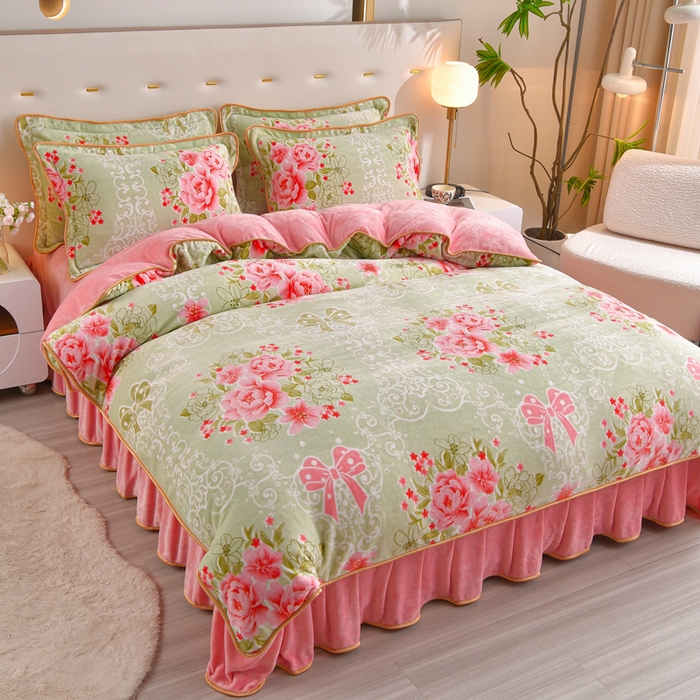 91家纺网 家纺一手货源 找家纺 仟岸家纺 2025新款高克重床裙款印花牛奶绒四件套 繁花