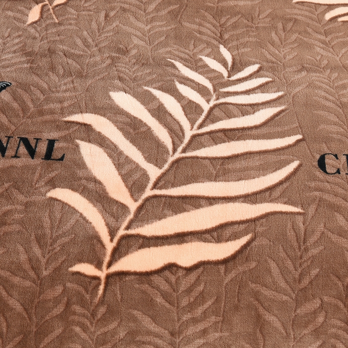 91家纺网 家纺一手货源 找家纺 仟岸家纺 2025新款高克重床裙款印花牛奶绒四件套 羽叶