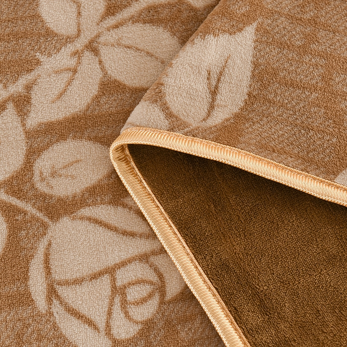 91家纺网 家纺一手货源 找家纺 仟岸家纺 2025新款高克重床裙款印花牛奶绒四件套 玫瑰情缘