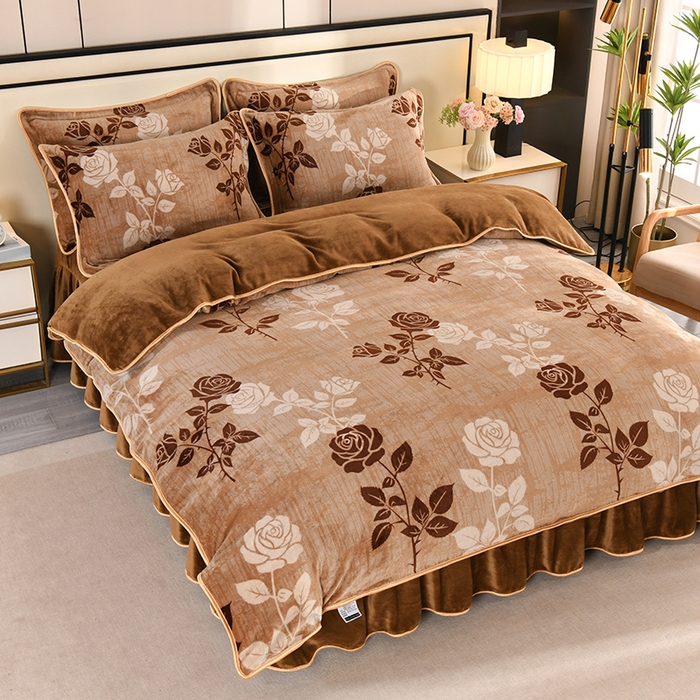 91家纺网 家纺一手货源 找家纺 仟岸家纺 2025新款高克重床裙款印花牛奶绒四件套 玫瑰情缘