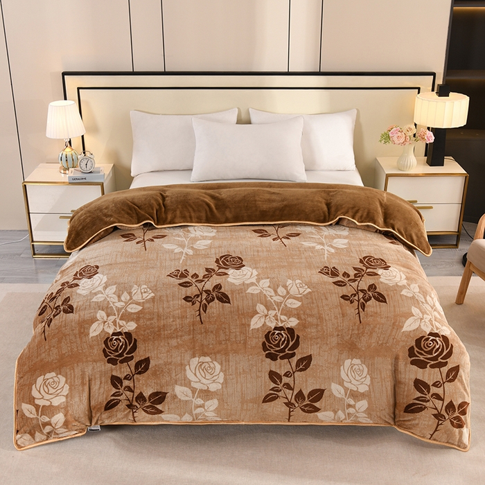 91家纺网 家纺一手货源 找家纺 仟岸家纺 2025新款高克重床裙款印花牛奶绒四件套 玫瑰情缘