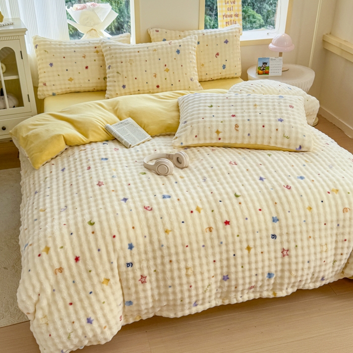 91家纺网 家纺一手货源 找家纺 仟岸家纺 2025新款泡泡绒印花四件套 幻月