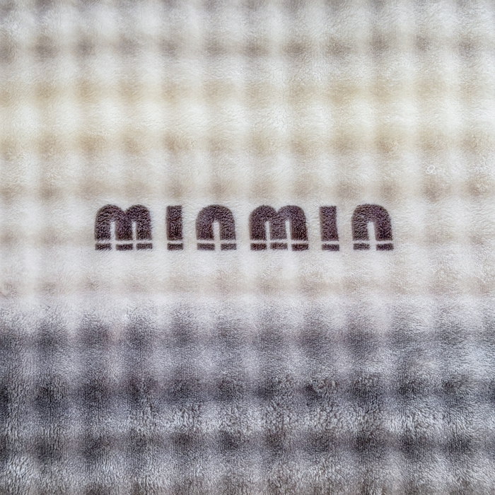 91家纺网 家纺一手货源 找家纺 仟岸家纺 2025新款泡泡绒印花四件套 高达灰