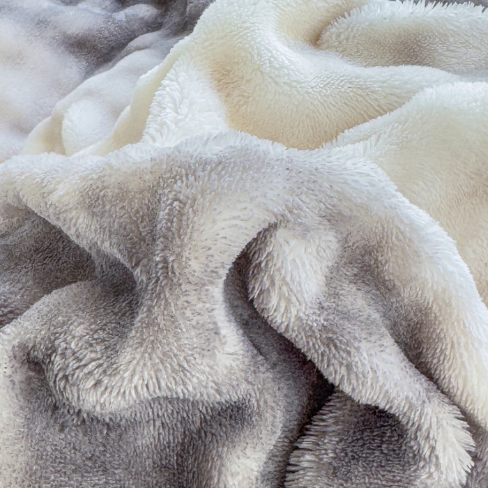 91家纺网 家纺一手货源 找家纺 仟岸家纺 2025新款泡泡绒印花四件套 高达灰