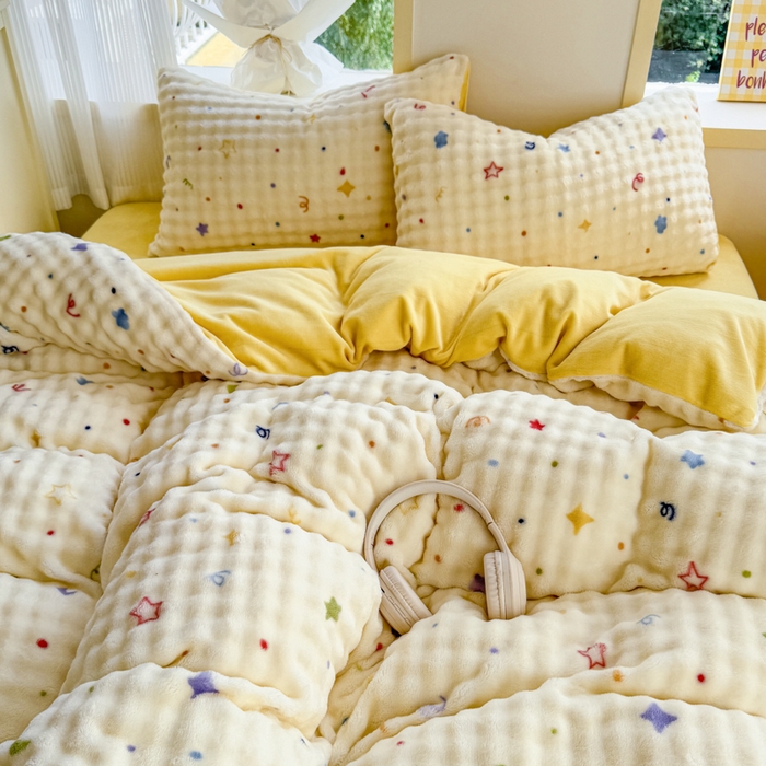 91家纺网 家纺一手货源 找家纺 仟岸家纺 2025新款泡泡绒印花四件套 幻月