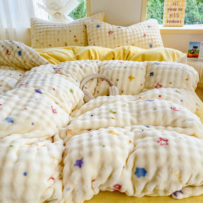 91家纺网 家纺一手货源 找家纺 仟岸家纺 2025新款泡泡绒印花四件套 幻月