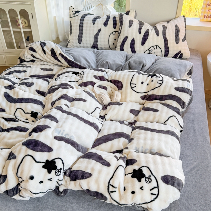 91家纺网 家纺一手货源 找家纺 仟岸家纺 2025新款泡泡绒印花四件套 奶猫