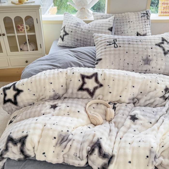 91家纺网 家纺一手货源 找家纺 仟岸家纺 2025新款泡泡绒印花四件套 幻星