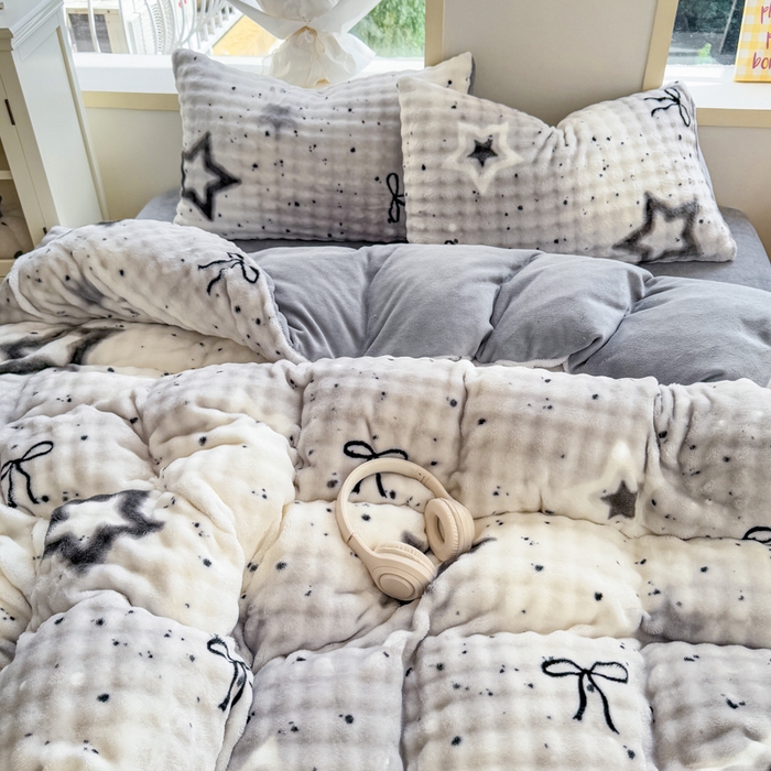 91家纺网 家纺一手货源 找家纺 仟岸家纺 2025新款泡泡绒印花四件套 幻星