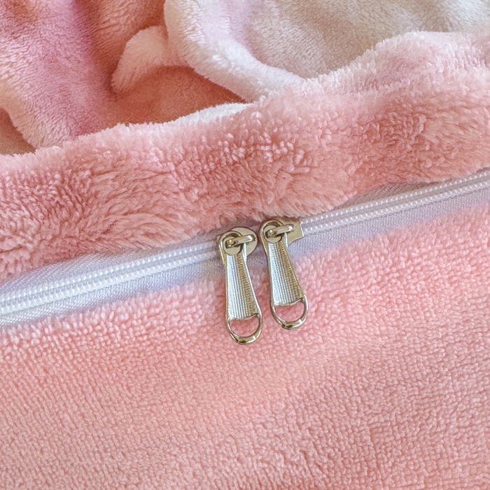 91家纺网 家纺一手货源 找家纺 仟岸家纺 2025新款泡泡绒印花四件套 高达粉