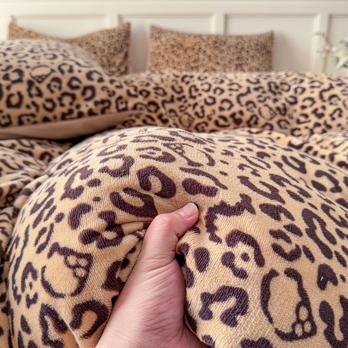 91家纺网 家纺一手货源 找家纺 （总）仟岸家纺 2025新款牛奶绒印花四件套