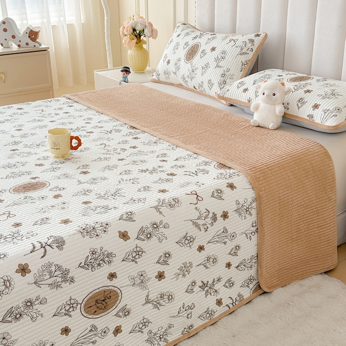 91家纺网 家纺一手货源 找家纺 LIFE.丽芙 2025新款A类四季可用A版全棉数码印花B版牛奶绒单件夹棉炕盖床盖三件套 床盖-芭提雅