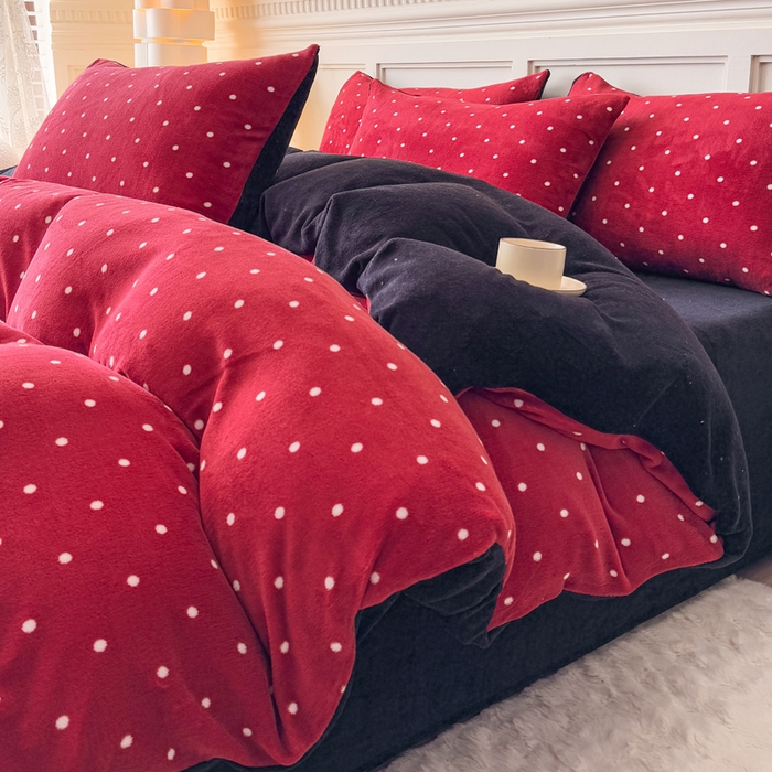 91家纺网 家纺一手货源 找家纺 （总）仟岸家纺 2025新款牛奶绒印花四件套