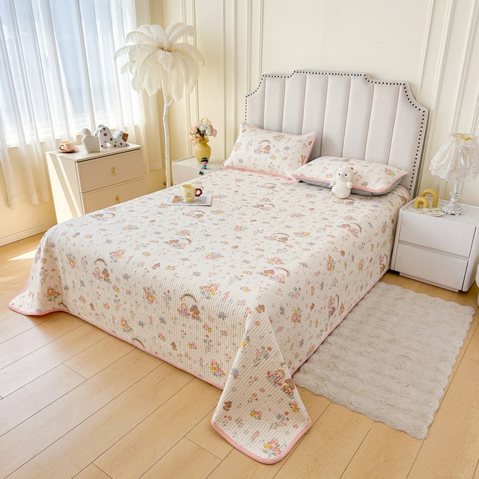 91家纺网 家纺一手货源 找家纺 LIFE.丽芙 2025新款A类四季可用A版全棉数码印花B版牛奶绒单件夹棉炕盖床盖三件套 床盖-浪漫花丛