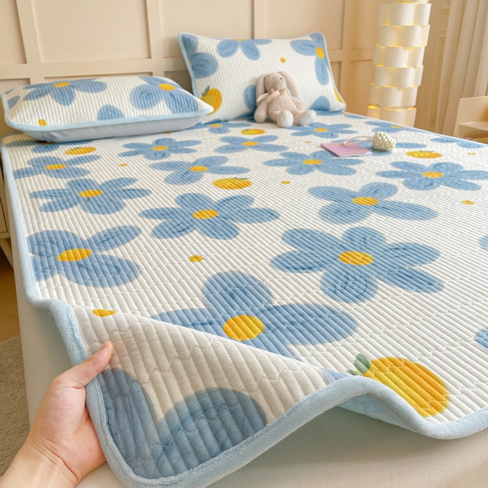 91家纺网 家纺一手货源 找家纺 LIFE.丽芙 2025新款A类四季可用A版全棉数码印花B版牛奶绒单件夹棉床褥垫三件套 床褥垫-向阳花