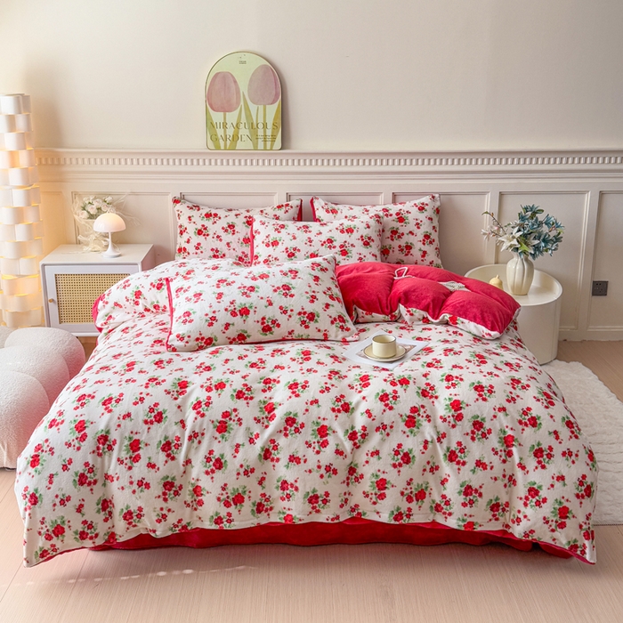 91家纺网 家纺一手货源 找家纺 仟岸家纺 2025新款牛奶绒印花四件套 花妖白