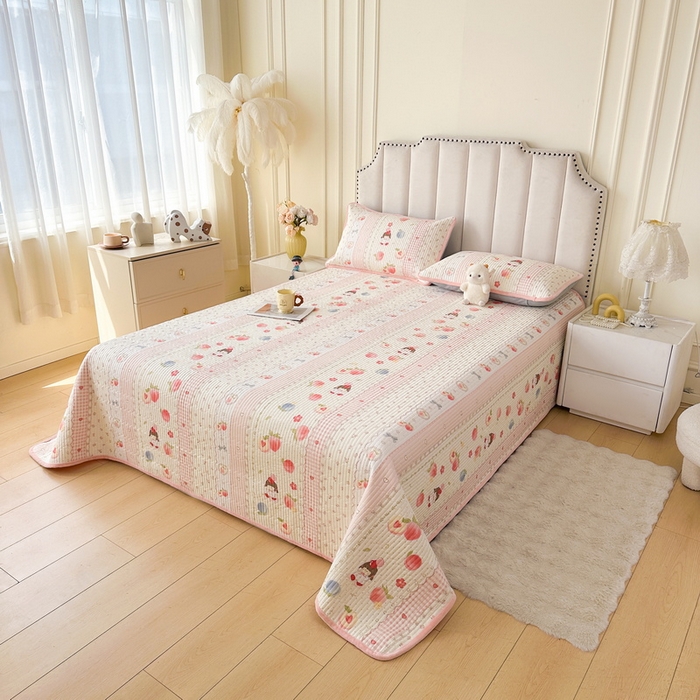 91家纺网 家纺一手货源 找家纺 LIFE.丽芙 2025新款A类四季可用A版全棉数码印花B版牛奶绒单件夹棉炕盖床盖三件套 床盖-爱心小妹