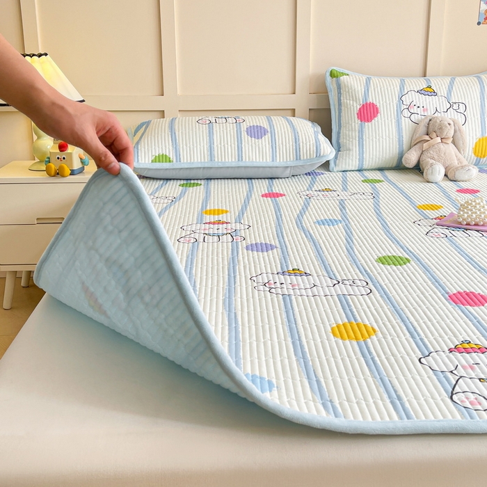 91家纺网 家纺一手货源 找家纺 LIFE.丽芙 2025新款A类四季可用A版全棉数码印花B版牛奶绒单件夹棉床褥垫三件套 床褥垫-乖狗狗