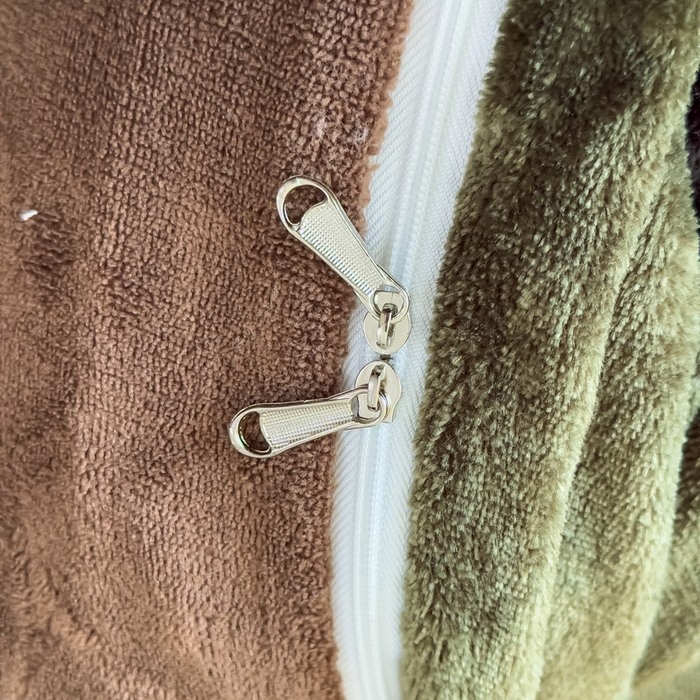 91家纺网 家纺一手货源 找家纺 仟岸家纺 2025新款牛奶绒印花四件套 花枝绿