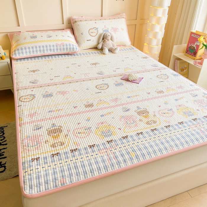 91家纺网 家纺一手货源 找家纺 LIFE.丽芙 2025新款A类四季可用A版全棉数码印花B版牛奶绒单件夹棉床褥垫三件套 床褥垫-乐园