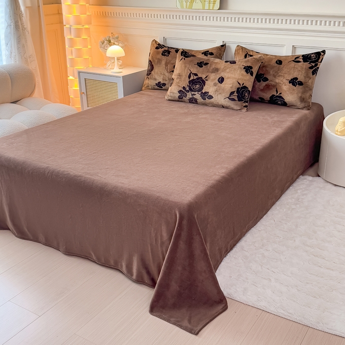 91家纺网 家纺一手货源 找家纺 仟岸家纺 2025新款牛奶绒印花四件套 玫瑰咖