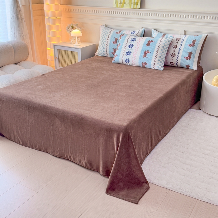 91家纺网 家纺一手货源 找家纺 仟岸家纺 2025新款牛奶绒印花四件套 顽皮狗