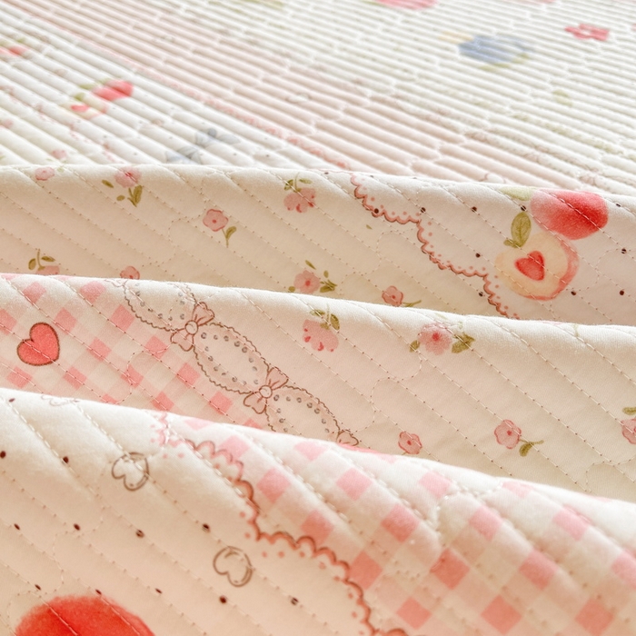 91家纺网 家纺一手货源 找家纺 LIFE.丽芙 2025新款A类四季可用A版全棉数码印花B版牛奶绒单件夹棉床褥垫三件套 床褥垫-爱心小妹