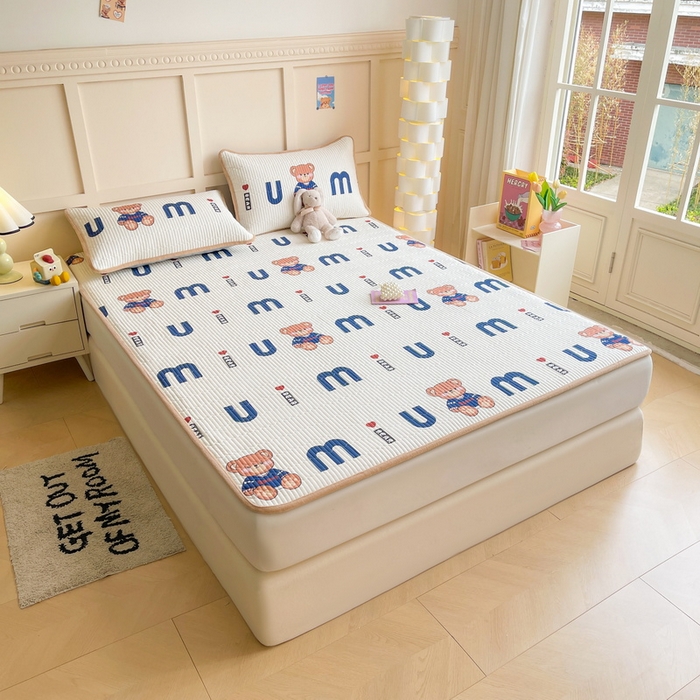 91家纺网 家纺一手货源 找家纺 LIFE.丽芙 2025新款A类四季可用A版全棉数码印花B版牛奶绒单件夹棉床褥垫三件套 床褥垫-妙妙熊