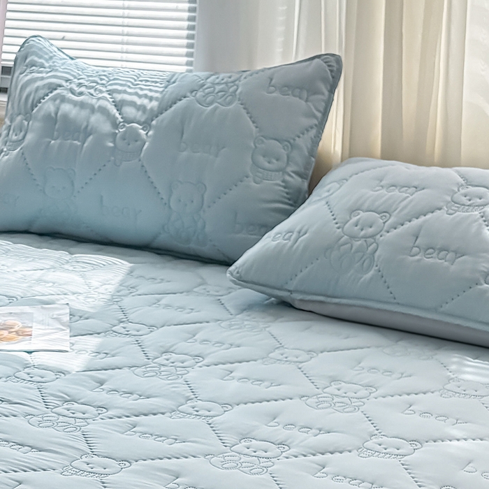 91家纺网 家纺一手货源 找家纺 LIFE.丽芙 2025新款磨毛超声波夹棉机包边枕套 小熊夹棉枕套-海青