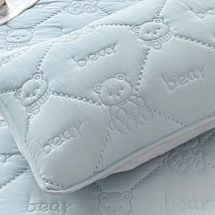 91家纺网 家纺一手货源 找家纺 LIFE.丽芙 2025新款磨毛超声波夹棉机包边枕套 小熊夹棉枕套-海青